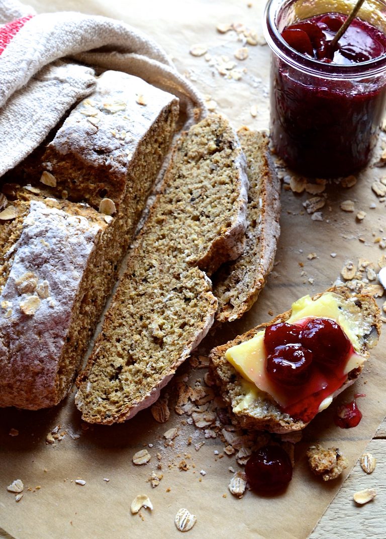 Soda bread with walnuts and oats & grape preserve