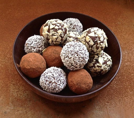 Chocolate date truffles
