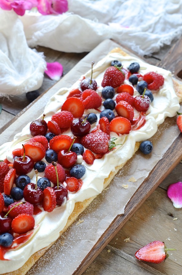 6-Ingredient Summer berry tart