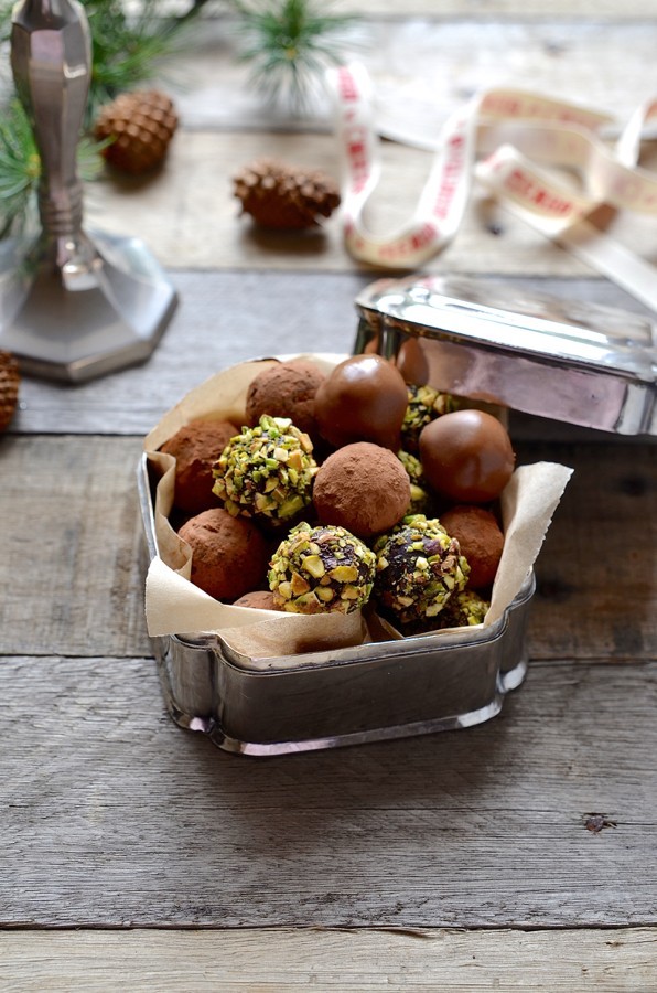 Coconut cream chocolate truffles