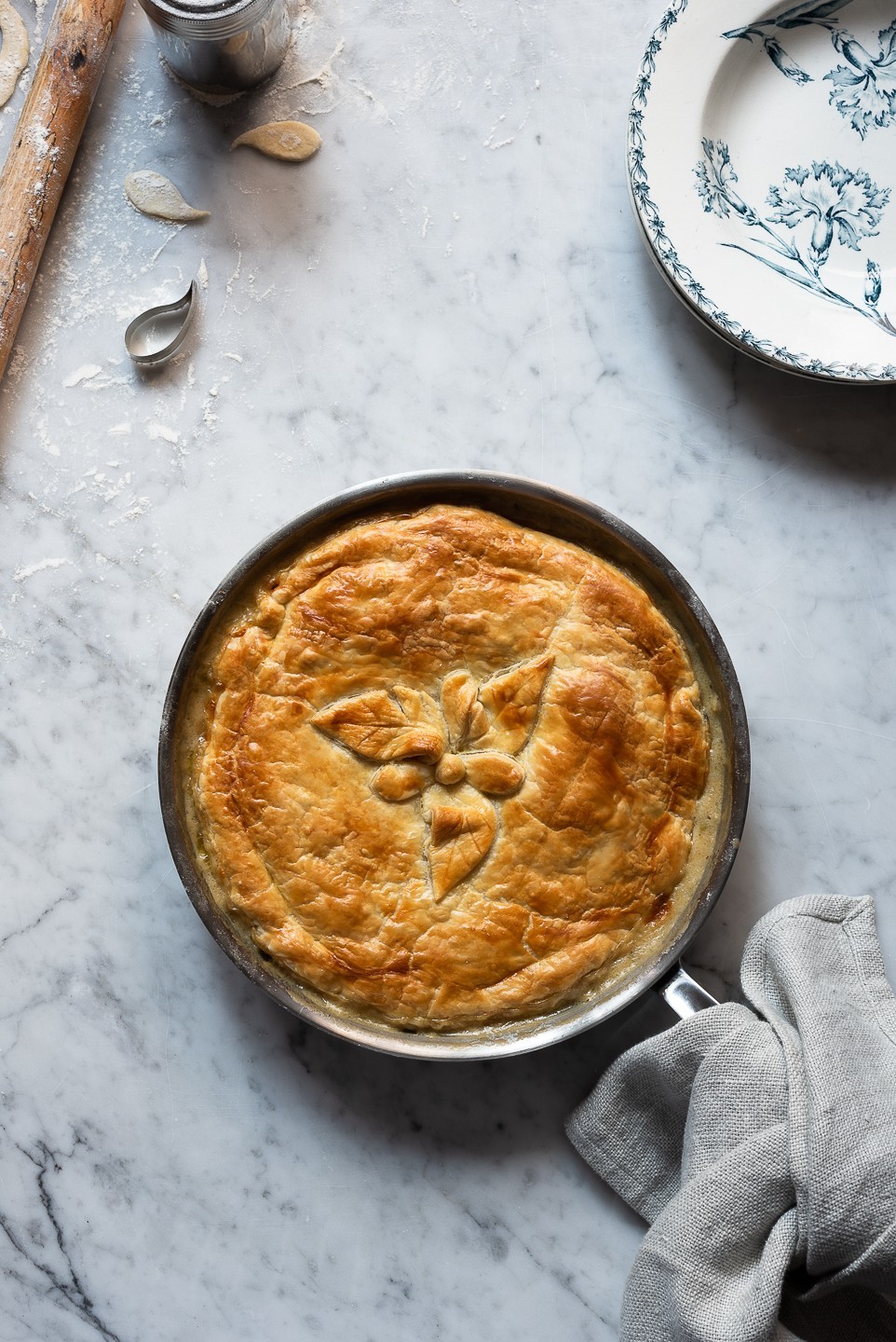 Chicken and leek pie