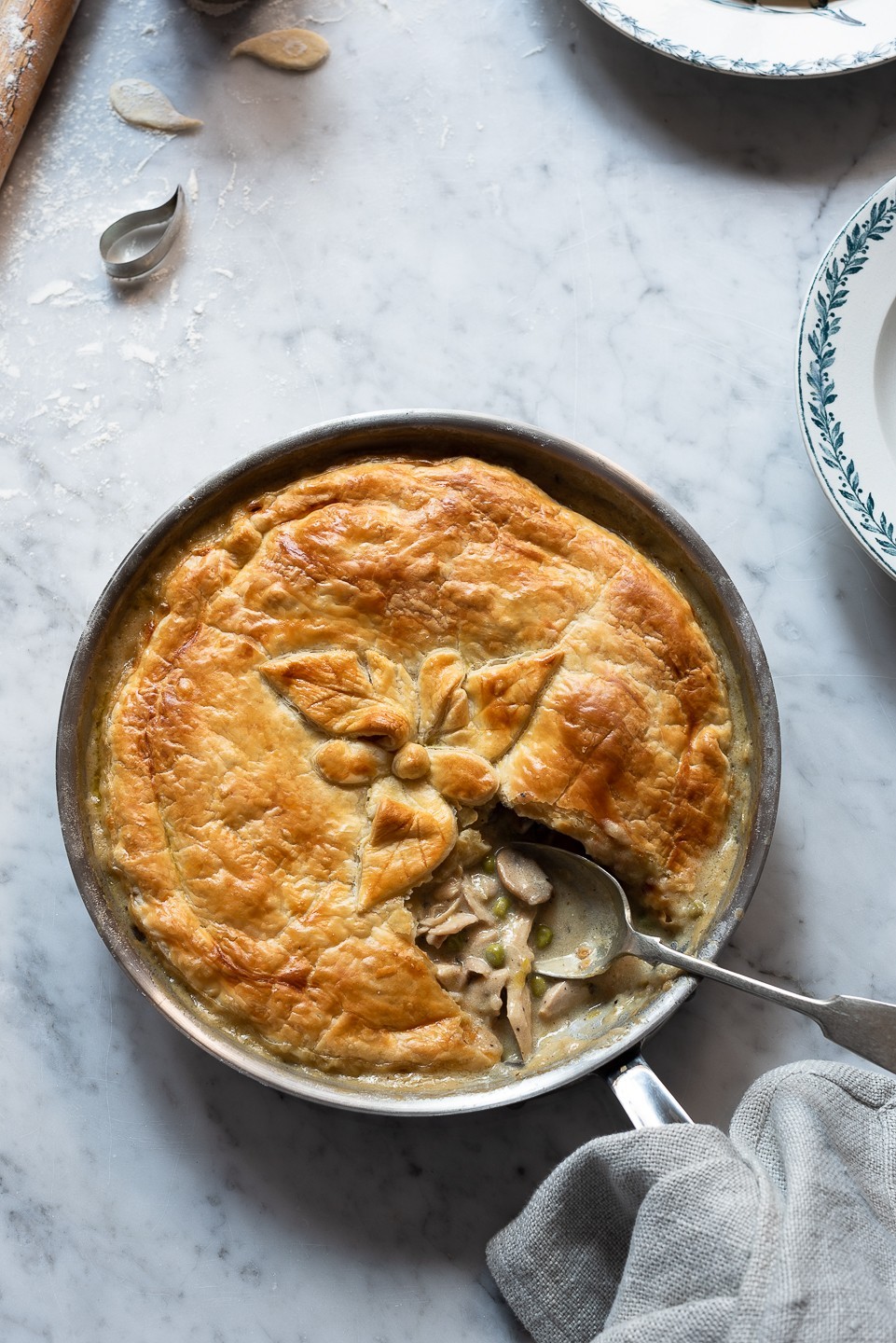 Chicken and leek pie