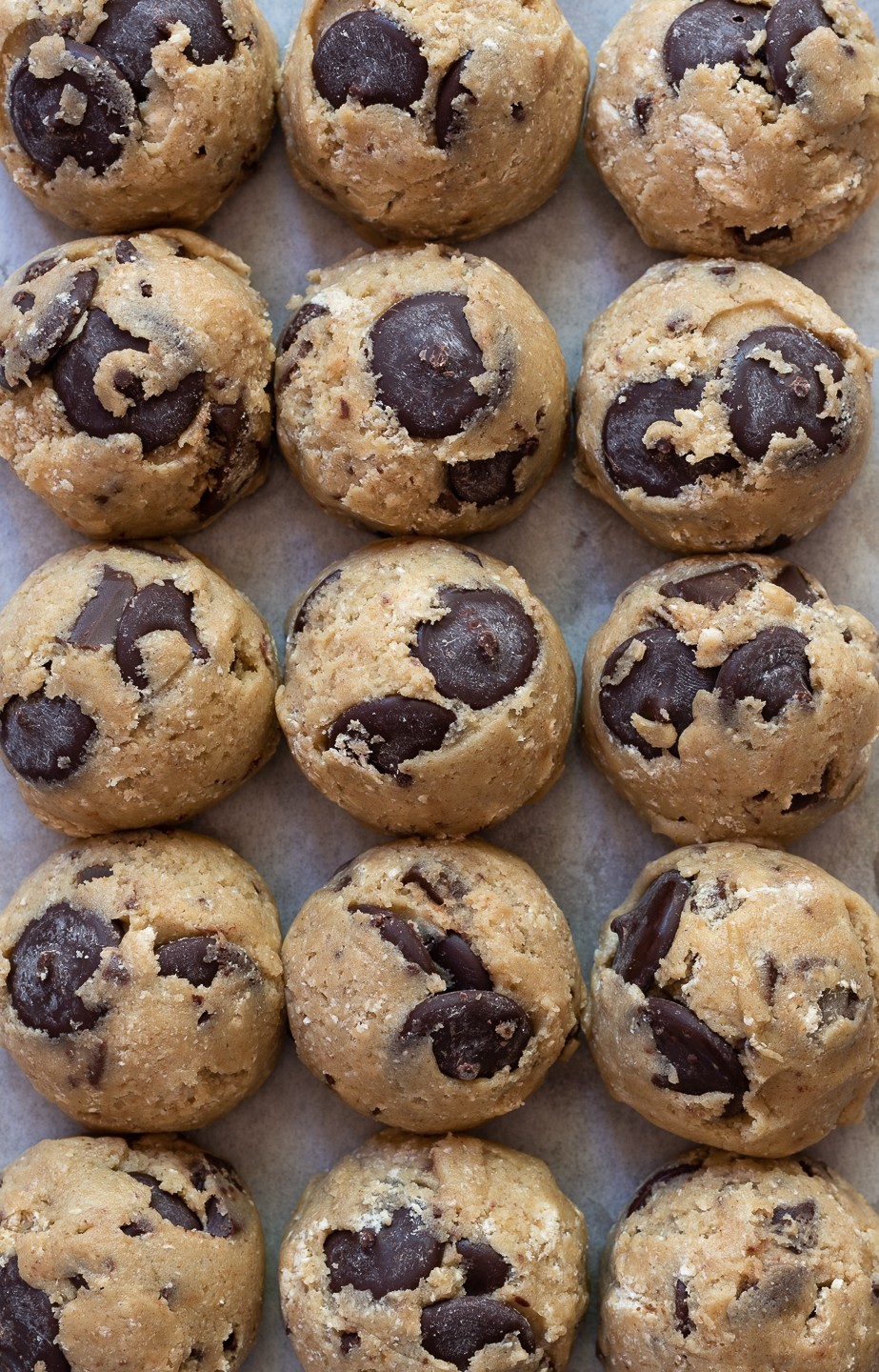 The best halva chocolate chip cookies