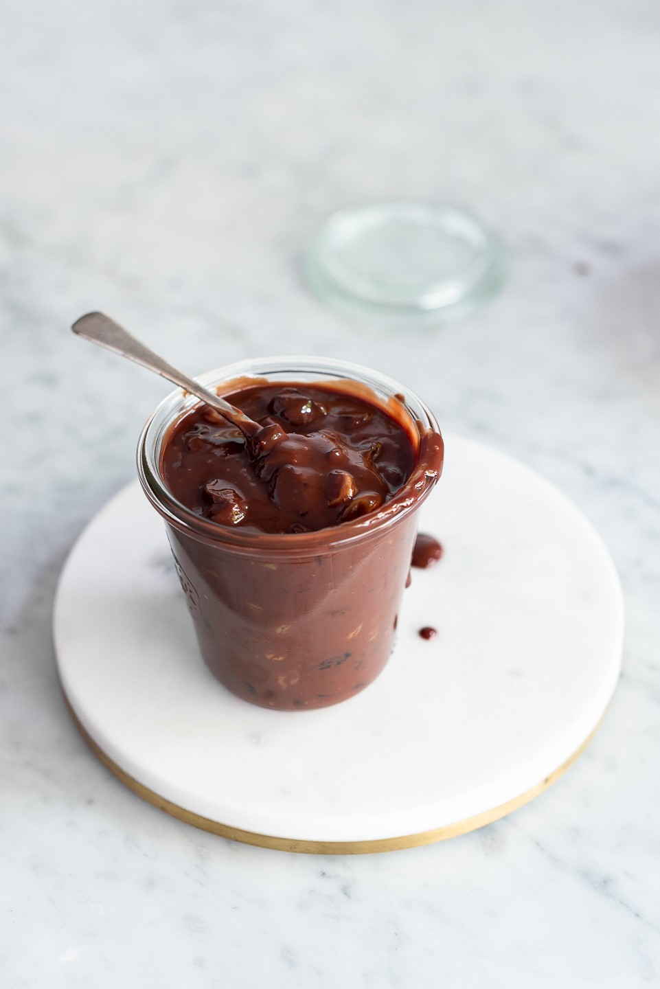 Christmas pudding chocolate sauce