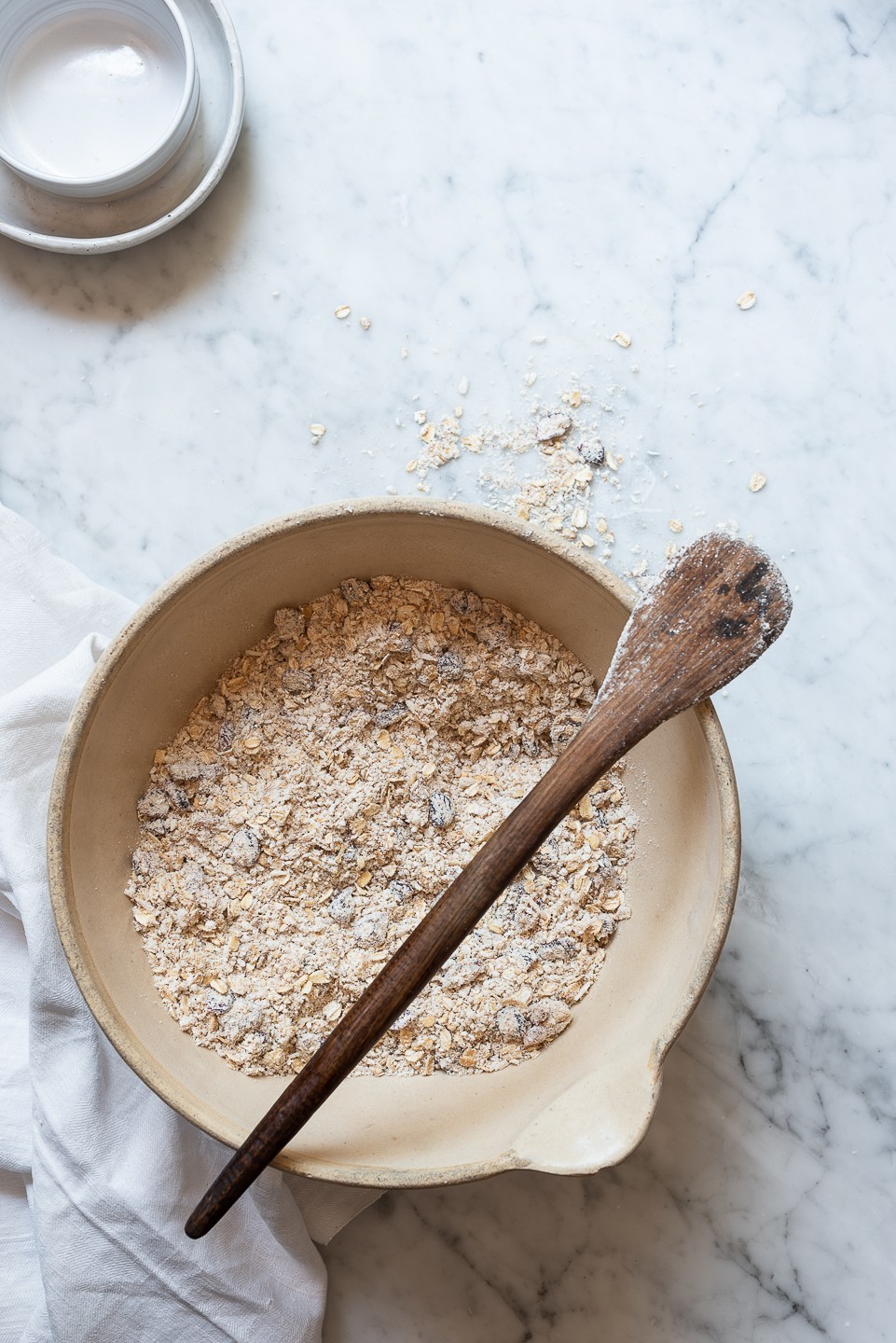 Tahini breakfast cookies