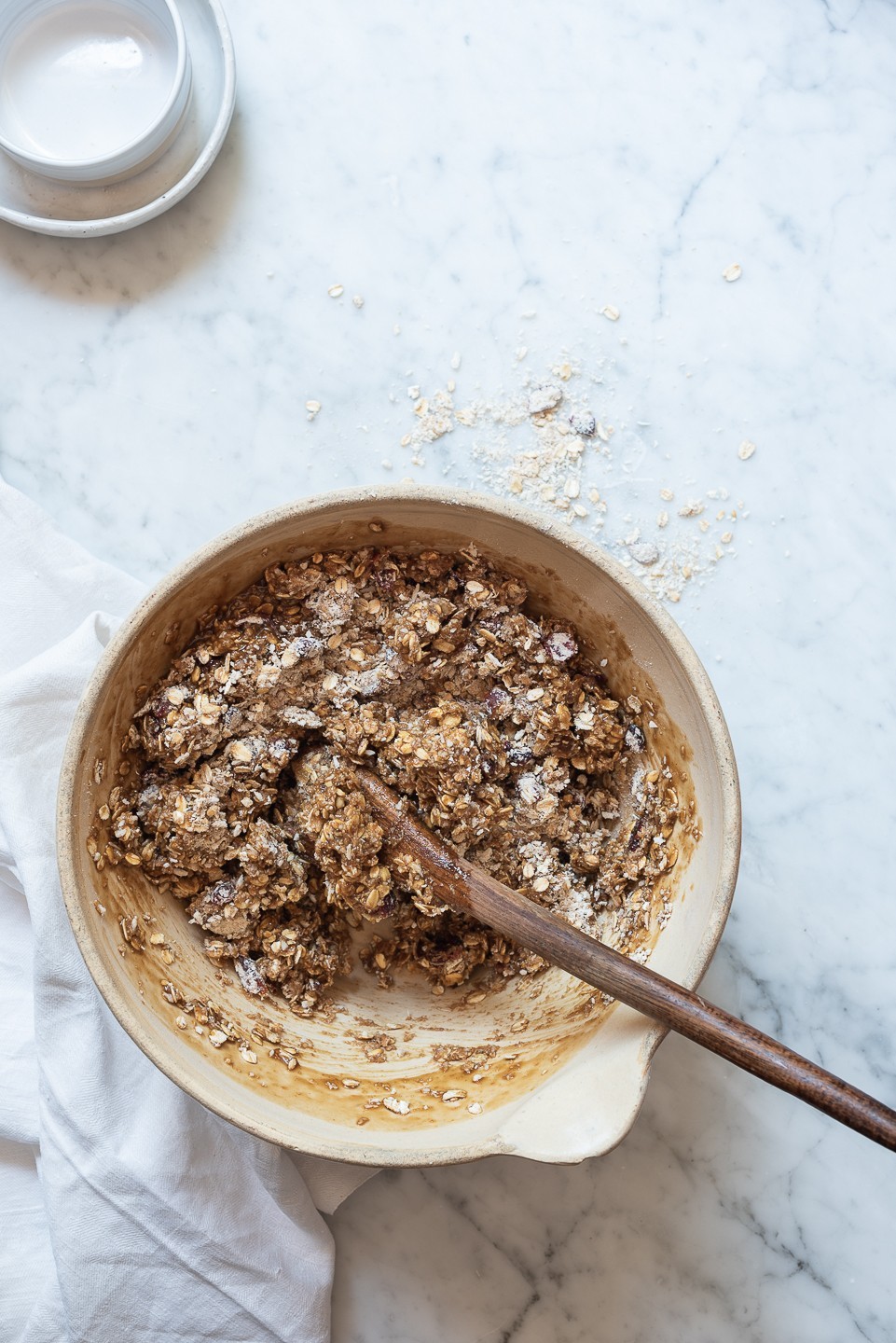 Tahini breakfast cookies