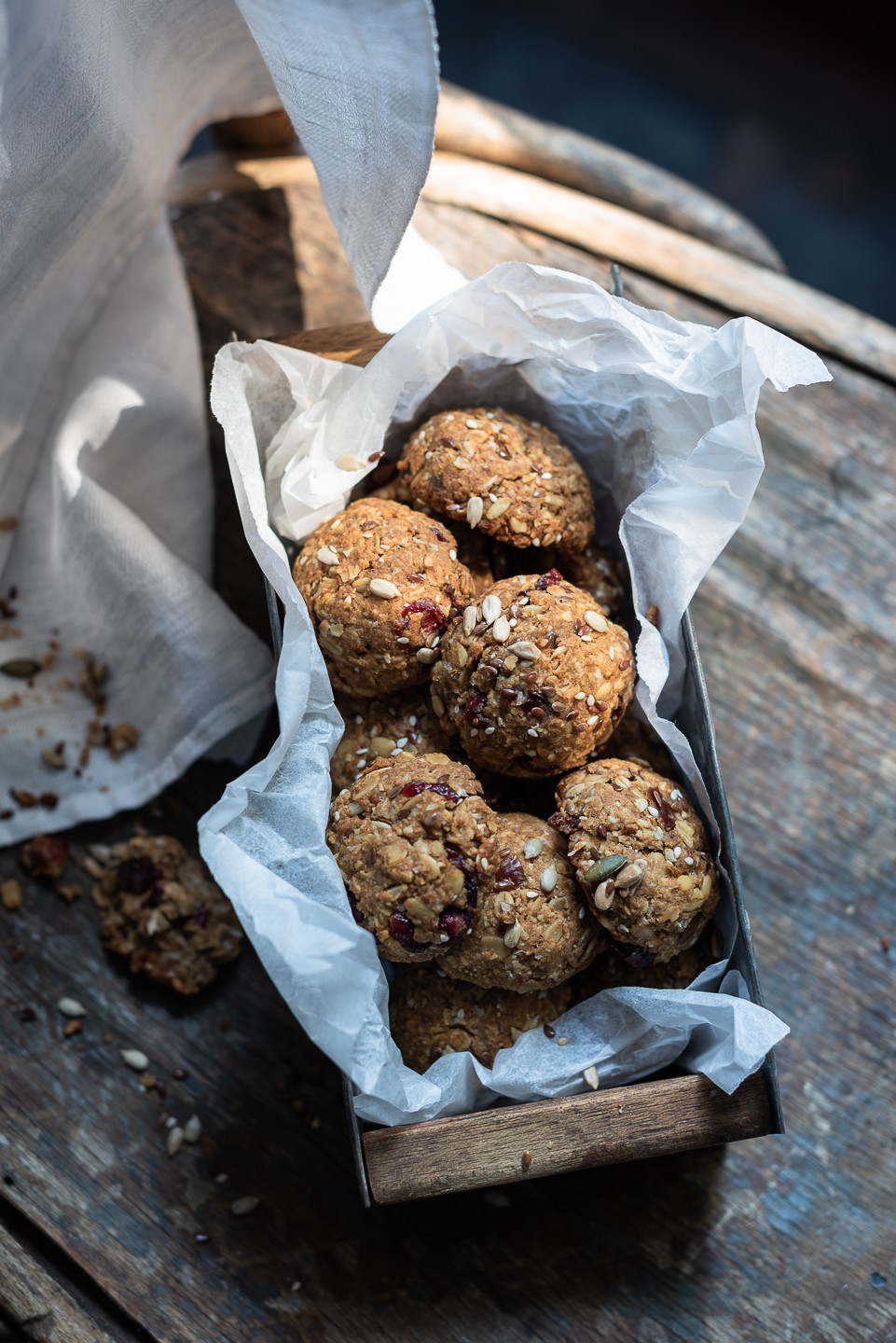 Tahini breakfast cookies