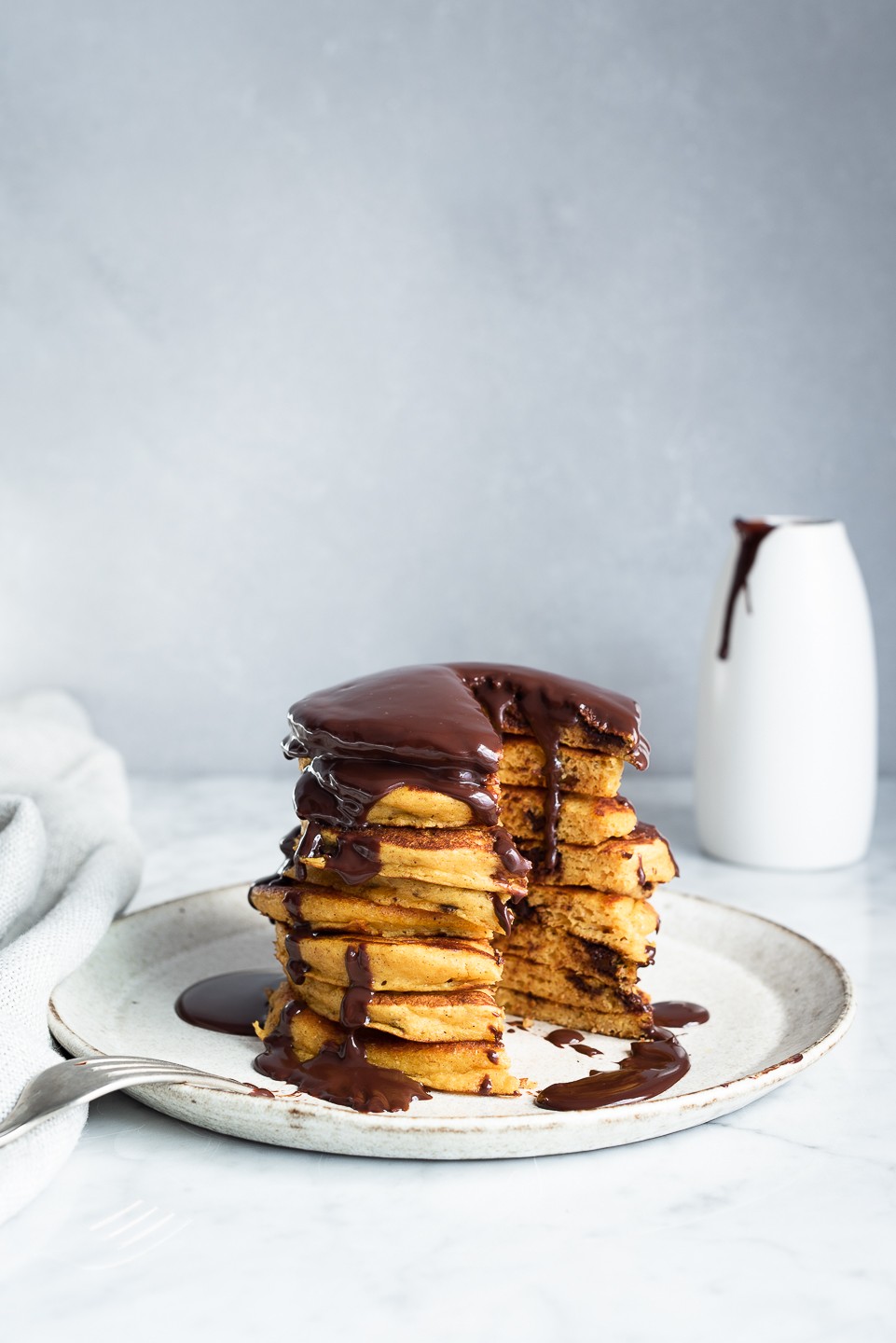 Fluffy choc-chip pumpkin pancakes