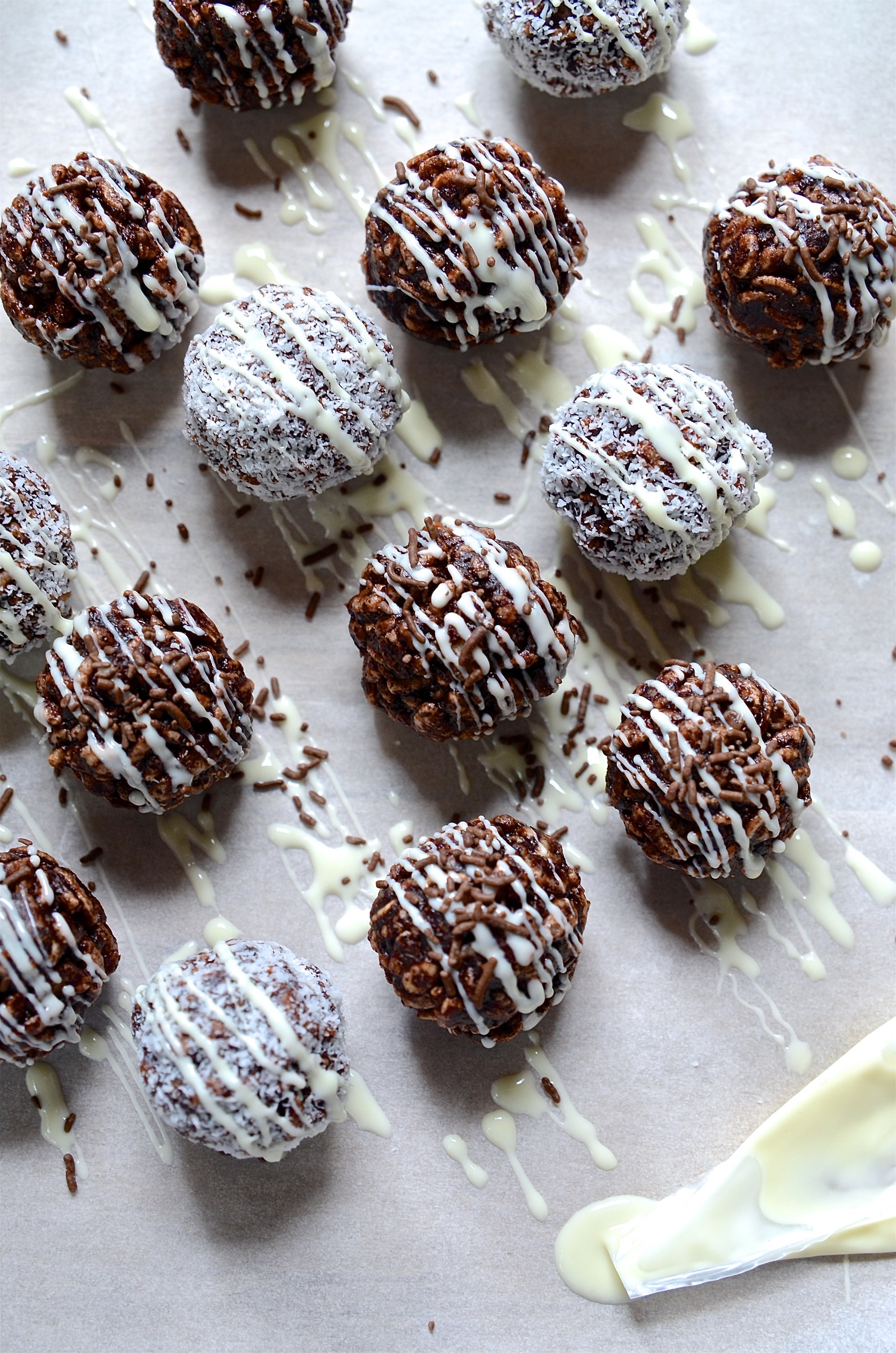 Glutenfree chocolate date ricepop ballshealthy treats