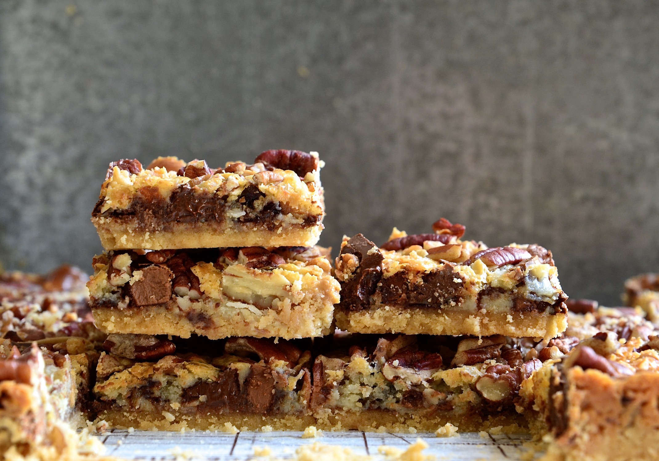 Peanut butter and toffee-caramel chocolate bars
