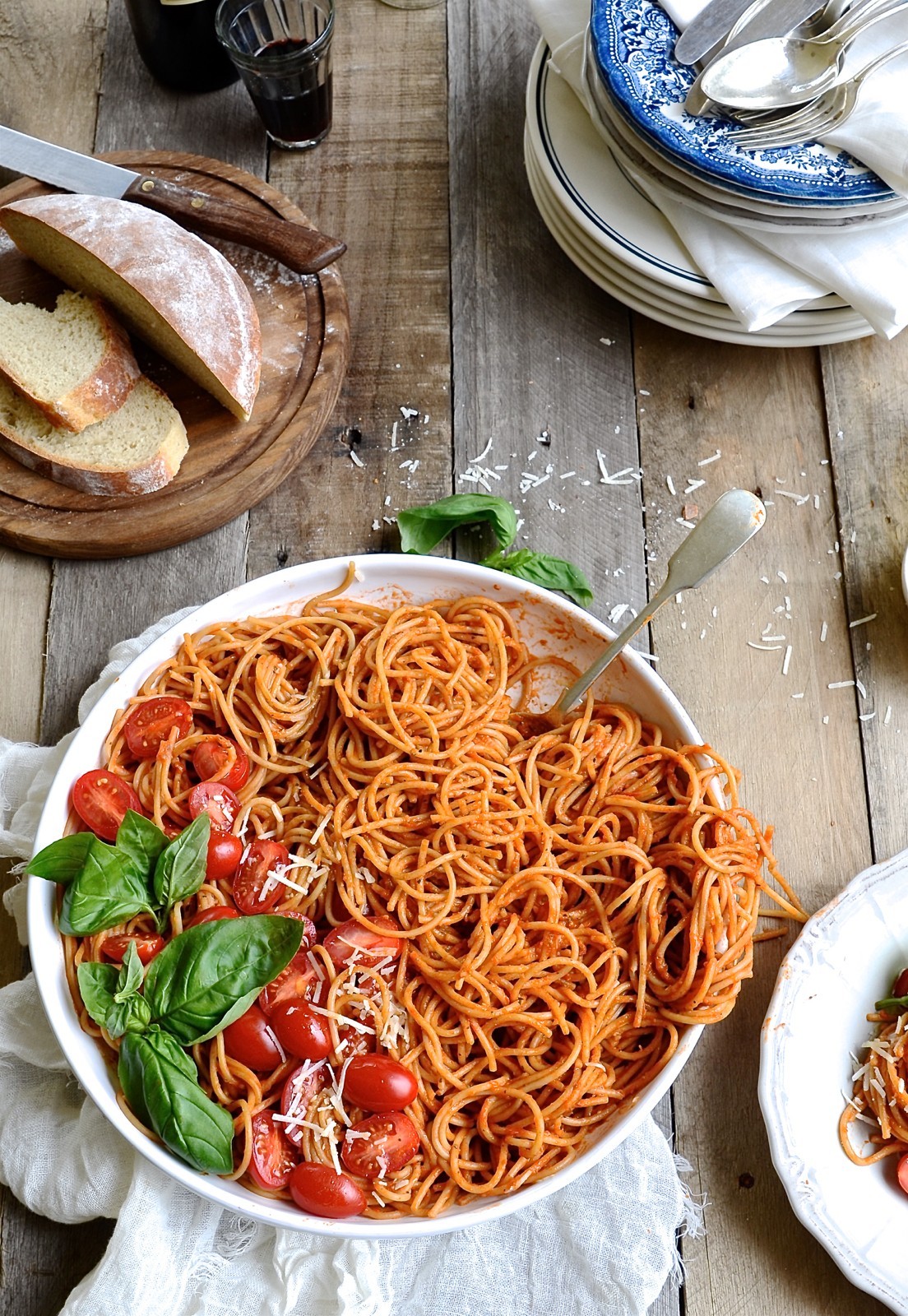 Spaghetti with roasted tomato sauce