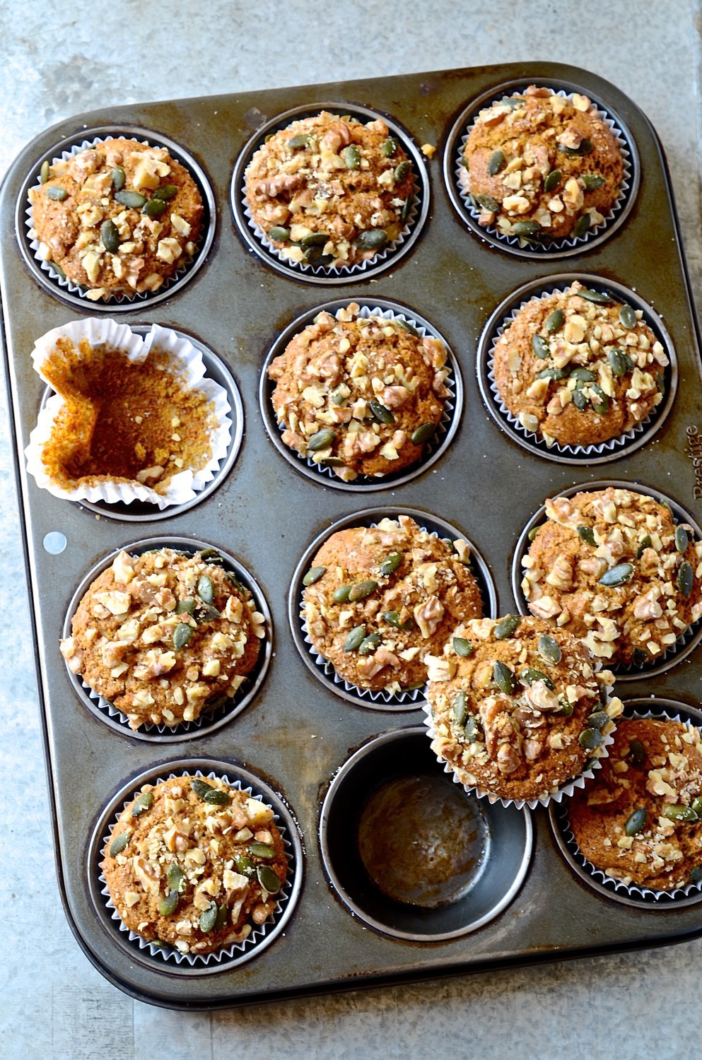 Cinnamon spiced pumpkin muffins