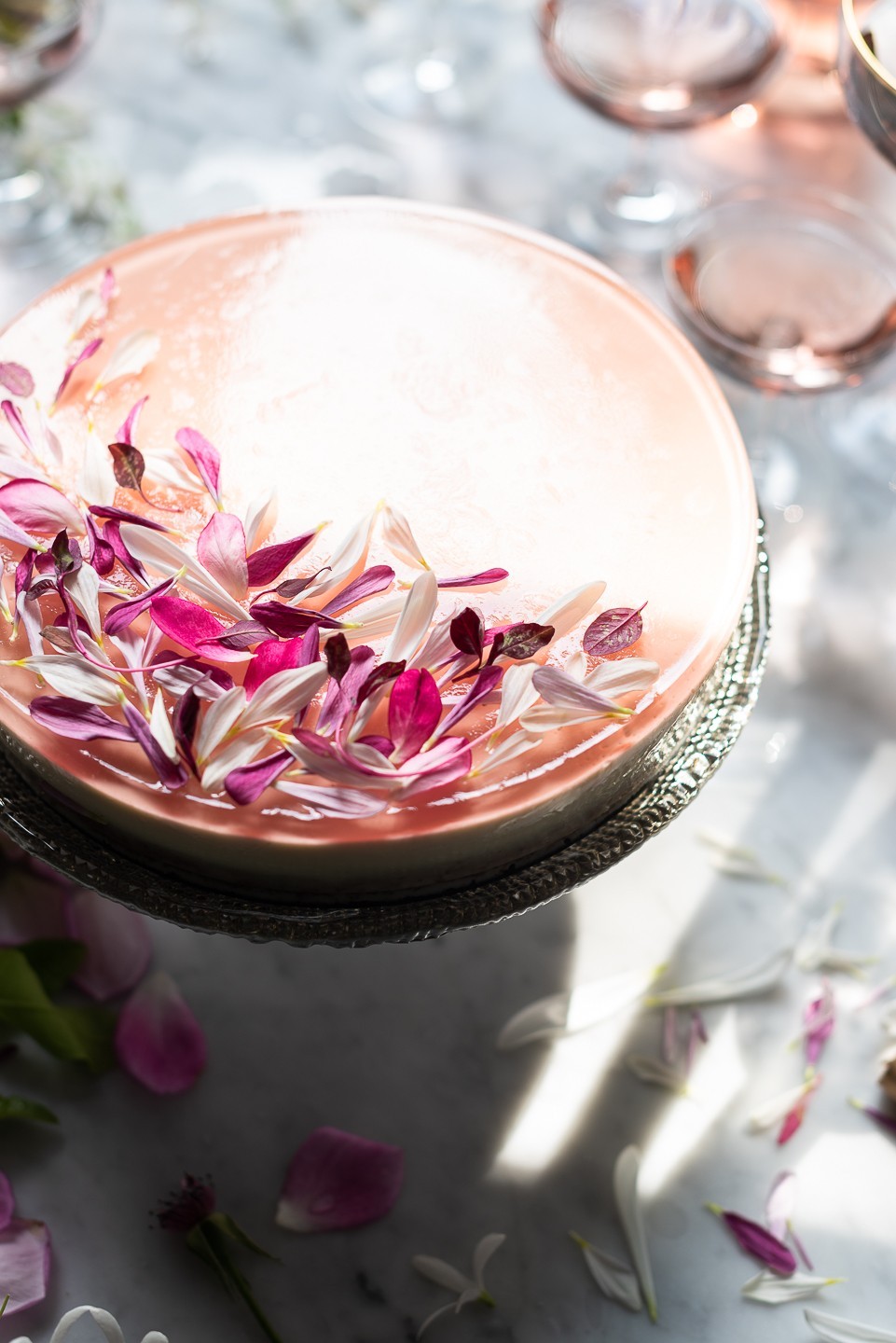 Honey Pannacotta cake with Rosé jelly