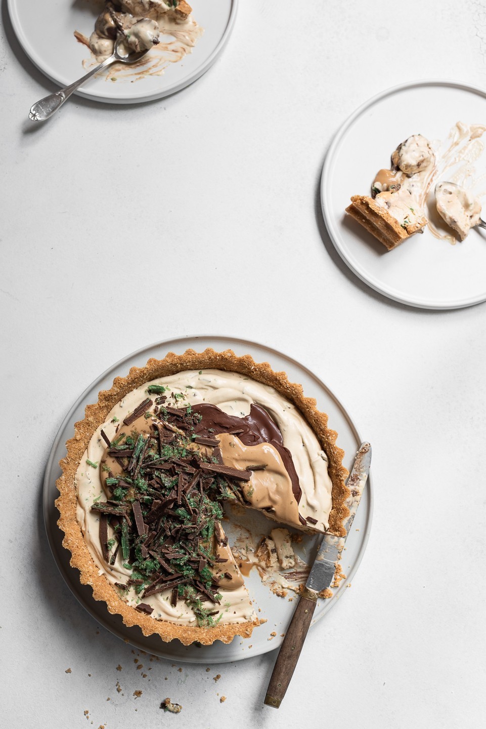 Frozen Peppermint crisp pudding pie