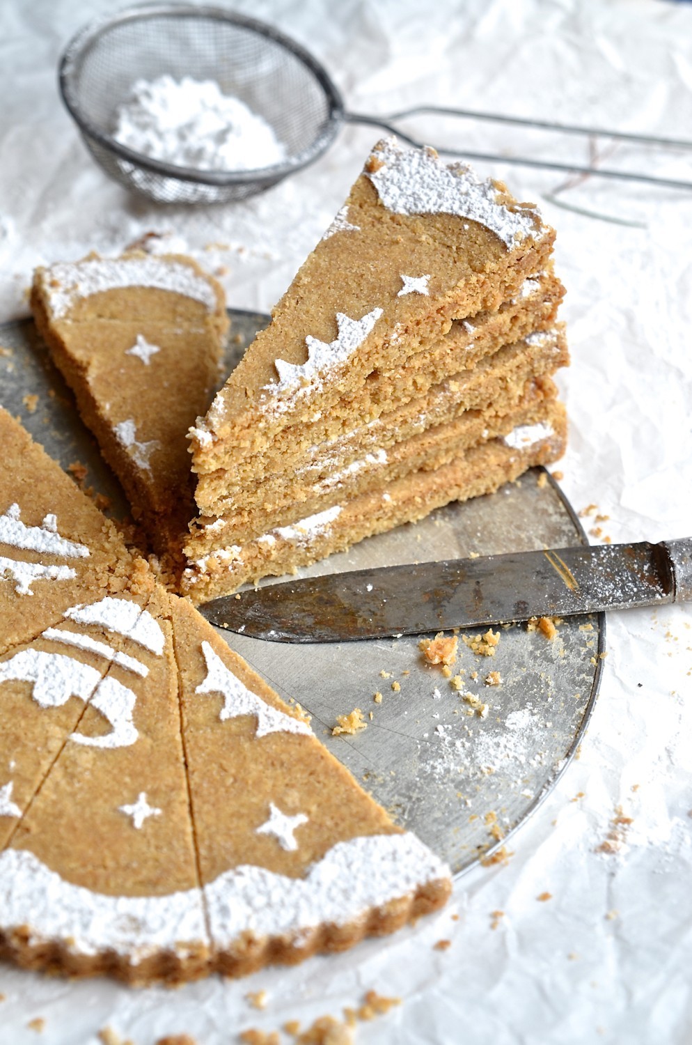 Ginger and oat shortbread