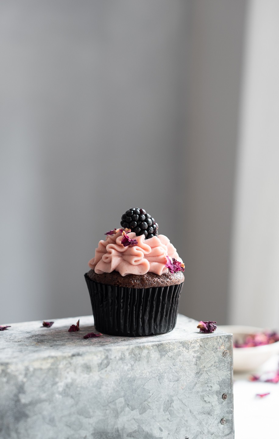 Frilled Devil's Food cupcakes