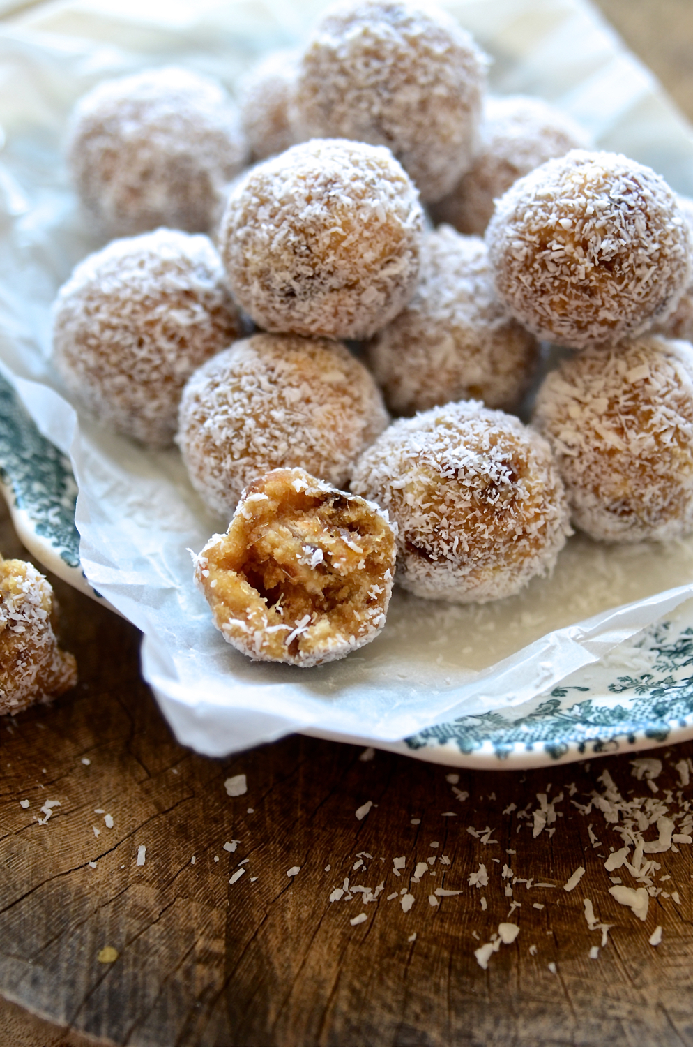 Cape Malay Coconut Date Balls