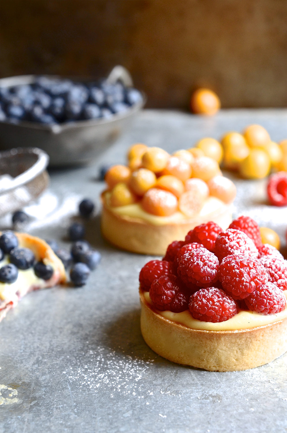 Crème pâtissière summer berry tarts