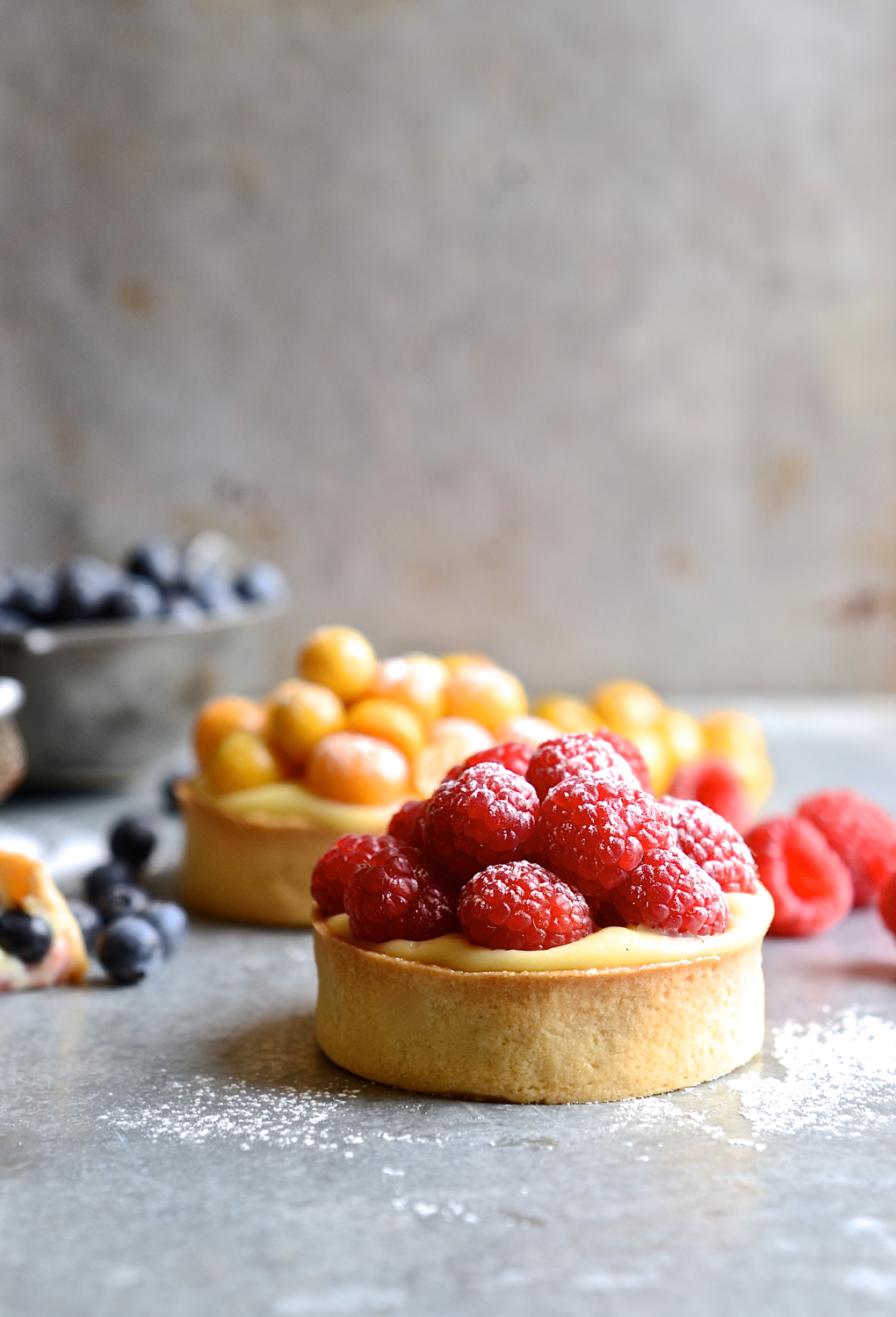 Crème pâtissière summer berry tarts