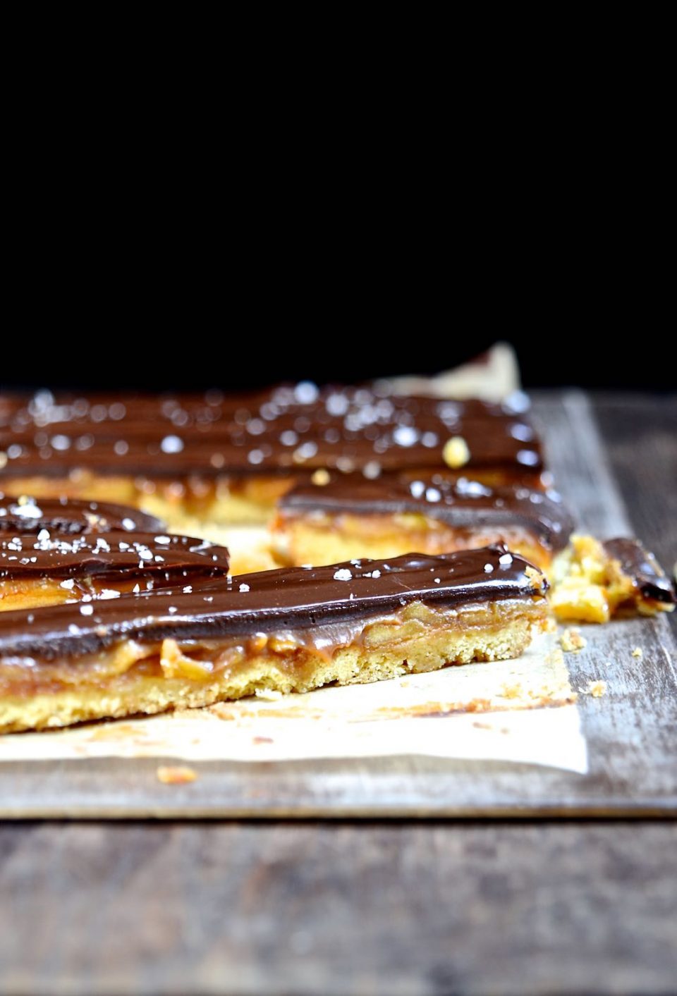 Salted chocolate toffee apple bars