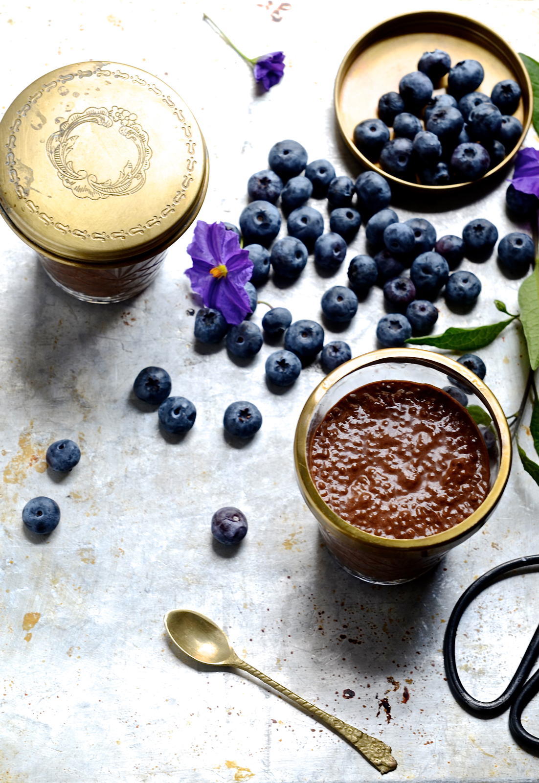 Chocolate and cinnamon chia pudding