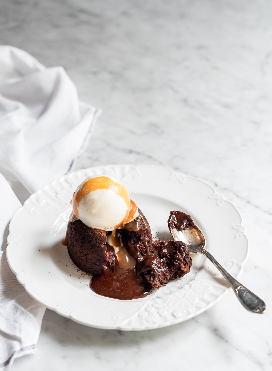 Chocolate lava love cake for Two