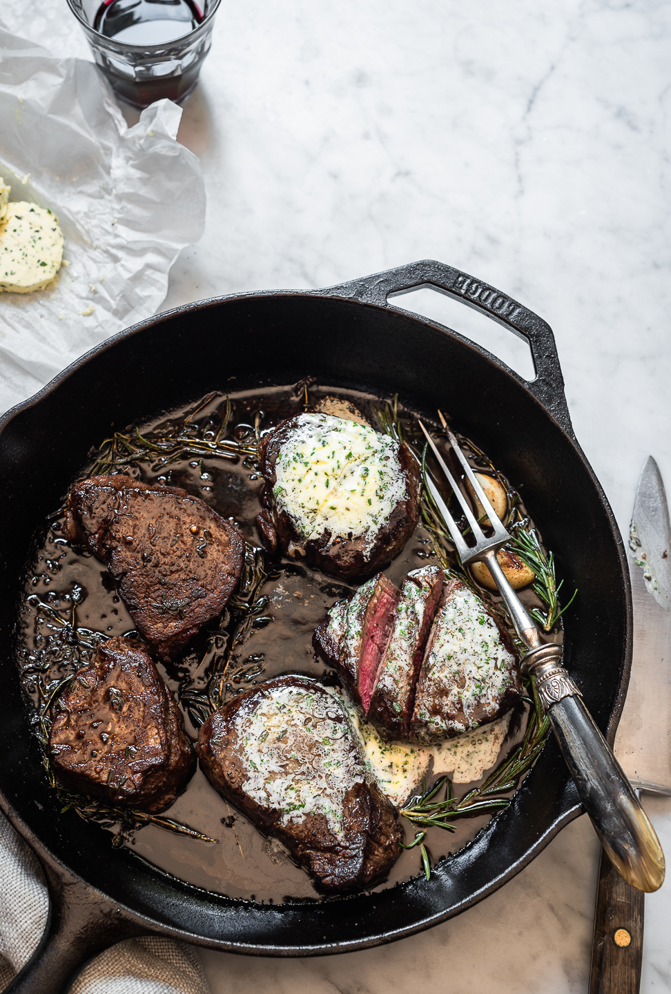 How to Cook Steak in a Cast Iron Skillet – The Wagyu Shop