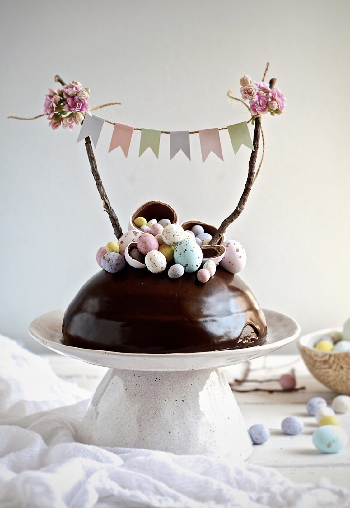 Chocolate Easter egg surprise cake