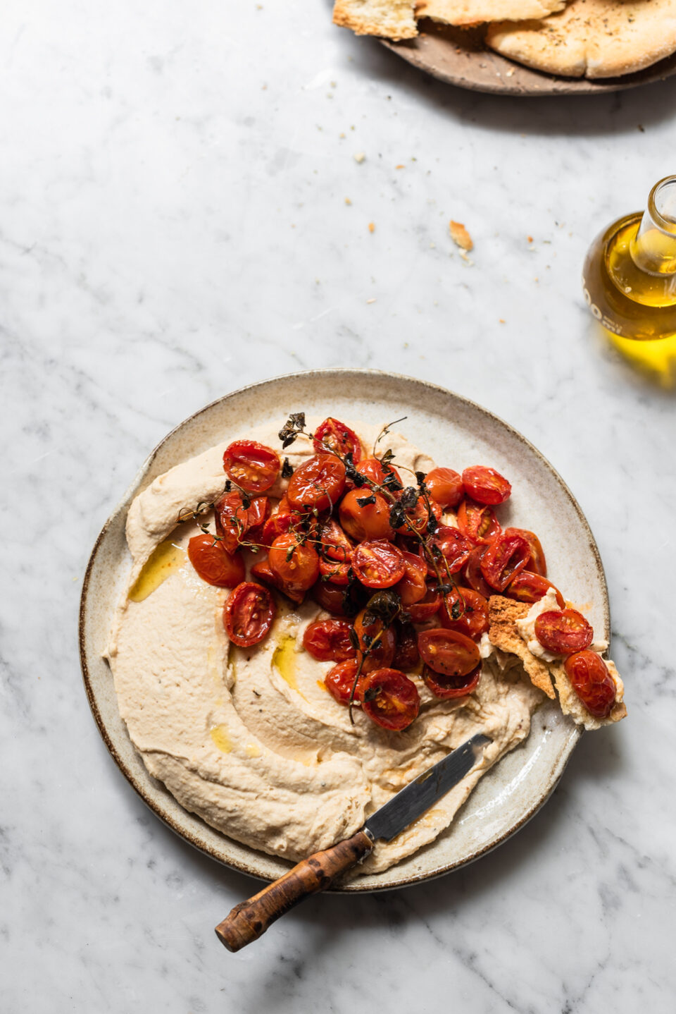 Hummus with candied tomatoes